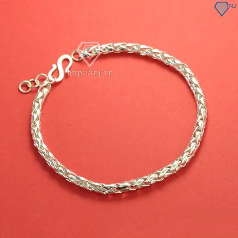 Lắc Tay Bạc Cho Bé Trai Sơ Sinh: Chọn Mẫu, Ý Nghĩa & Lưu Ý Quan Trọng Lắc Tay Bạc Cho Bé Trai Sơ Sinh: Chọn Mẫu, Ý Nghĩa & Lưu Ý Quan Trọng