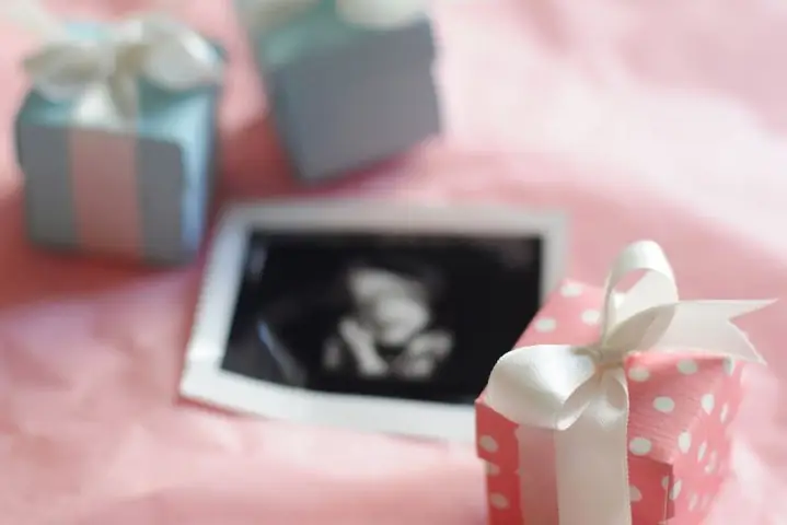 Mâm Cúng Thôi Nôi Bé Gái: Chuẩn Bị Đầy Đủ, Đúng Nghi Thức & Ý Nghĩa