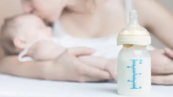 Hướng Dẫn Chi Tiết Cách Cho Bé Bú Bình Chuẩn, An Toàn & Hiệu Quả
