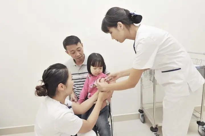 Lịch Tiêm Viêm Gan B Cho Bé: Hướng Dẫn Chi Tiết Từ A-Z Theo Khuyến Cáo Mới Nhất Lịch Tiêm Viêm Gan B Cho Bé: Hướng Dẫn Chi Tiết Từ A-Z Theo Khuyến Cáo Mới Nhất