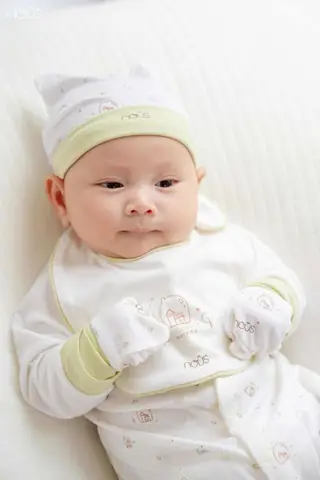 Danh Sách Đồ Sơ Sinh Cho Bé Trai Mùa Hè: Chuẩn Bị Đầy Đủ & Tiết Kiệm Danh Sách Đồ Sơ Sinh Cho Bé Trai Mùa Hè: Chuẩn Bị Đầy Đủ & Tiết Kiệm