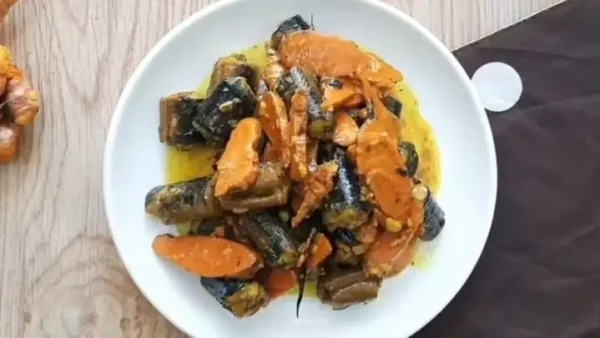 Hướng Dẫn Chi Tiết Cách Làm Lươn Xào Nghệ Cho Bé Ăn Dặm Thơm Ngon, Bổ Dưỡng