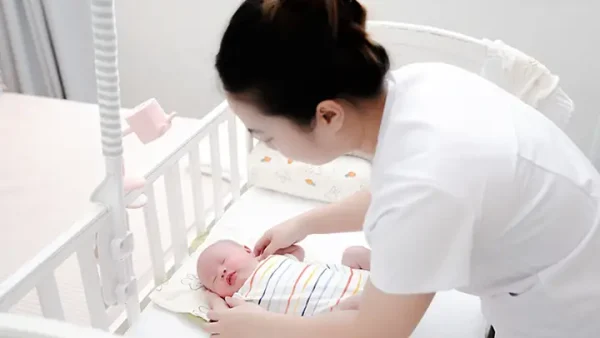Luyện Ngủ Cho Bé 6 Tuần Tuổi: Hướng Dẫn Chi Tiết Từ Chuyên Gia