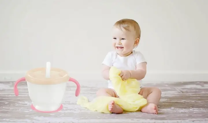 Ly Tập Uống Cho Bé: Tiêu Chí Chọn Lọc & Top Sản Phẩm Tốt Nhất Hiện Nay Ly Tập Uống Cho Bé: Tiêu Chí Chọn Lọc & Top Sản Phẩm Tốt Nhất Hiện Nay