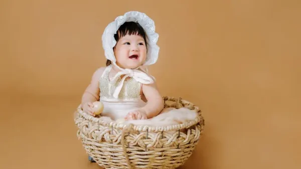 50+ Ý Tưởng Chụp Ảnh Cho Bé 1 Tuổi Độc Đáo, Đáng Yêu Nhất 2027