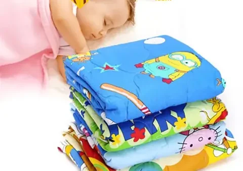 Mền Thắng Lợi Cho Bé: Chọn Sản Phẩm Cotton Mềm Mại, An Toàn Cho Giấc Ngủ