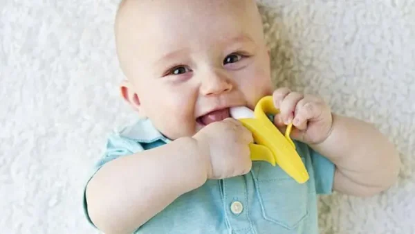 Miếng Cắn Răng Cho Bé: Hướng Dẫn Chọn Lựa & Sử Dụng An Toàn Từ Chuyên Gia