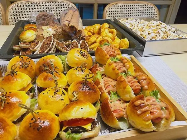 Gợi Ý 50+ Món Sinh Nhật Cho Bé: Thực Đơn Mặn, Ngọt Đầy Đủ Dinh Dưỡng Tại Nhà