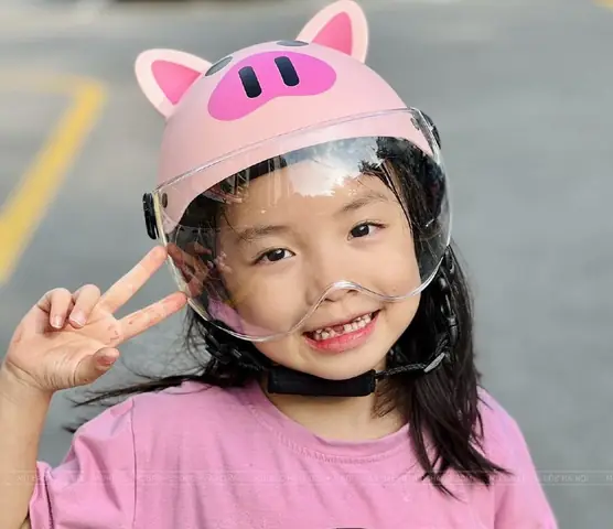 Mua Mũ Bảo Hiểm Cho Bé Trai Ở Đâu Uy Tín? Hướng Dẫn Chọn Mũ An Toàn & Thời Trang Mua Mũ Bảo Hiểm Cho Bé Trai Ở Đâu Uy Tín? Hướng Dẫn Chọn Mũ An Toàn & Thời Trang