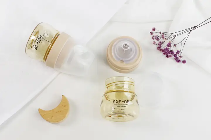 Mua Bình Sữa Cho Bé Sơ Sinh: Chọn Loại Nào Tốt, An Toàn & Chống Sặc? Mua Bình Sữa Cho Bé Sơ Sinh: Chọn Loại Nào Tốt, An Toàn & Chống Sặc?