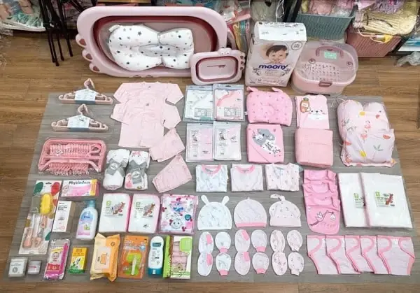 Mua Đồ Dùng Cho Bé Sơ Sinh: Danh Sách Cần Thiết, Tiết Kiệm Và An Toàn Mua Đồ Dùng Cho Bé Sơ Sinh: Danh Sách Cần Thiết, Tiết Kiệm Và An Toàn