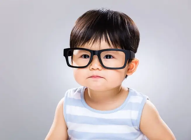 Mua Mắt Kính Cho Bé Ở Đâu TPHCM: Top Cửa Hàng Uy Tín & Kinh Nghiệm Chọn Lọc Mua Mắt Kính Cho Bé Ở Đâu TPHCM: Top Cửa Hàng Uy Tín & Kinh Nghiệm Chọn Lọc