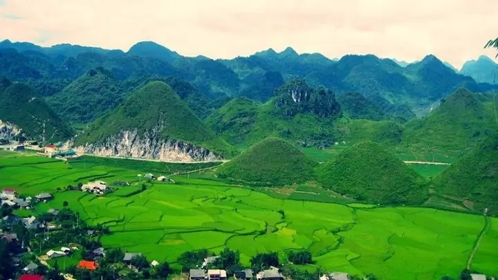 Nhạc Thai Giáo Cho Bé Trong Bụng Mẹ: Lợi Ích, Loại Nhạc & Cách Nghe Đúng Nhạc Thai Giáo Cho Bé Trong Bụng Mẹ: Lợi Ích, Loại Nhạc & Cách Nghe Đúng